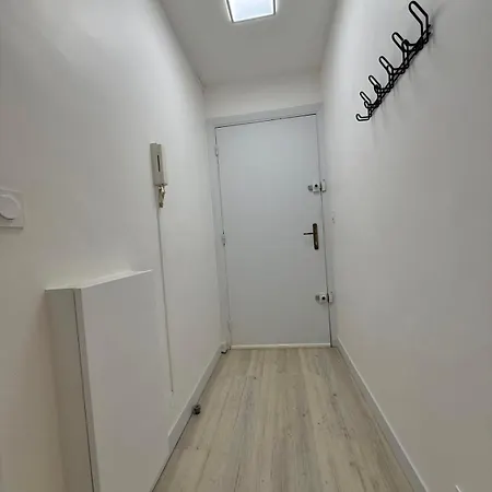 Apartment Chemin Du Puy - For 2 People - Parking - Wifi -swimming Pool *
